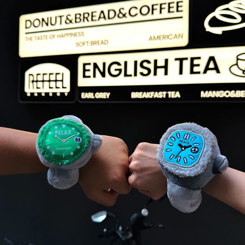In Stock Pop Sunday Plush Rela - Jewelry Watches & Accessories 评论和价格