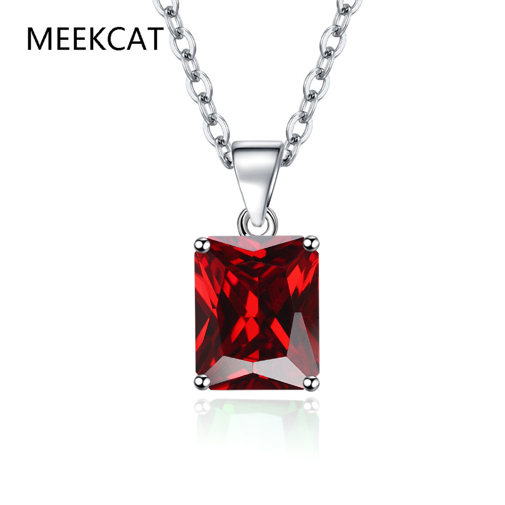 Emerald Cut Blue Topaz Created - Crystal Choker Necklace 评论和价格